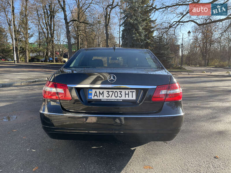 Седан Mercedes-Benz E-Class 2009 в Житомире