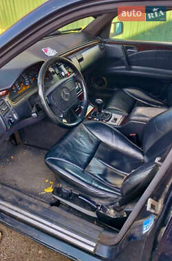 Седан Mercedes-Benz E-Class 1996 в 