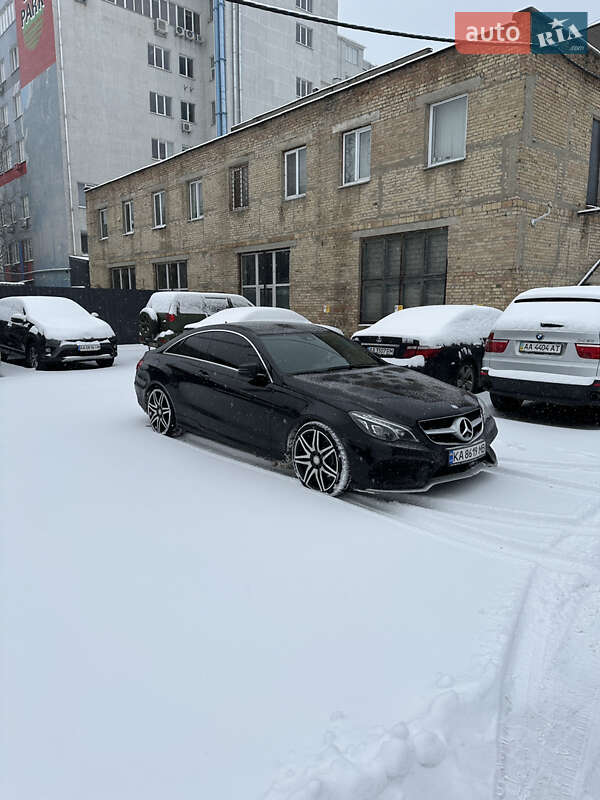 Купе Mercedes-Benz E-Class 2015 в Києві