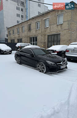 Купе Mercedes-Benz E-Class 2015 в 