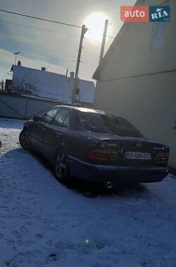 Седан Mercedes-Benz E-Class 2001 в Костопілі