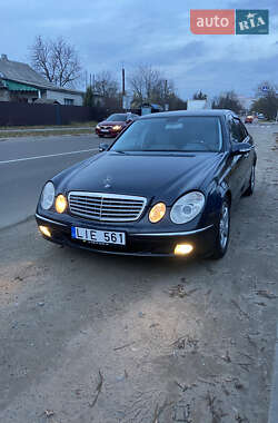 Седан Mercedes-Benz E-Class 2003 в Борисполе