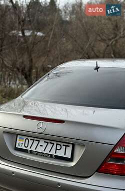 Седан Mercedes-Benz E-Class 2003 в Перечине