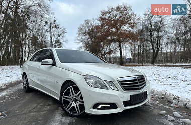 Mercedes-Benz E-Class 2010