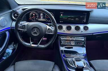 Седан Mercedes-Benz E-Class 2016 в Львове