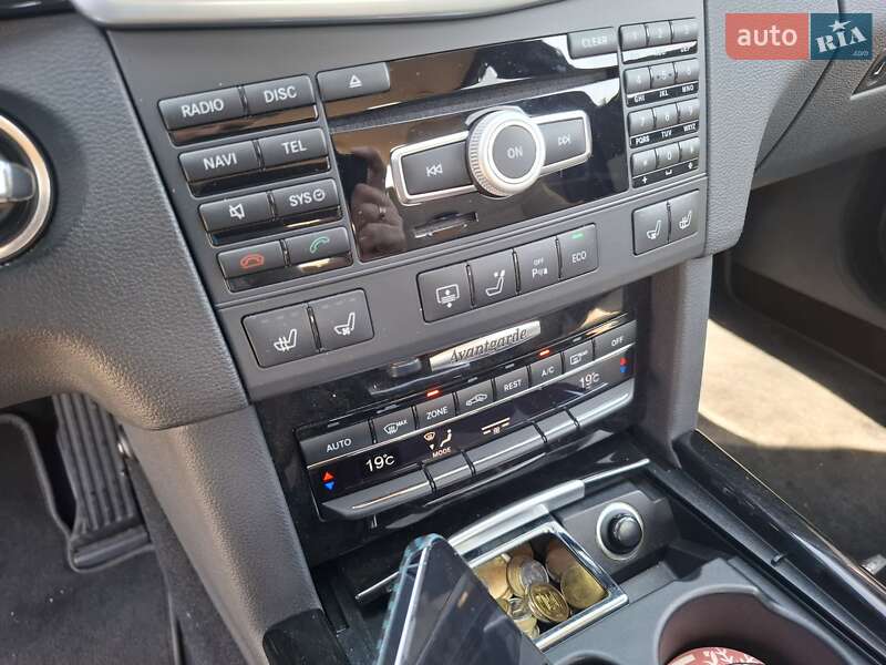 Седан Mercedes-Benz E-Class 2012 в Києві фото 14 Седан Mercedes-Benz E-Class 2012 в Києві