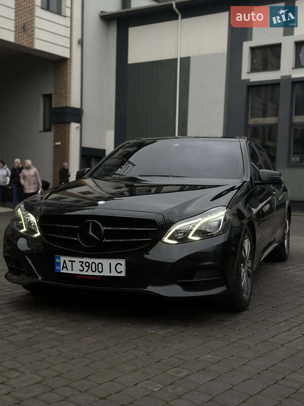 Седан Mercedes-Benz E-Class 2013 в Коломые