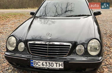 Седан Mercedes-Benz E-Class 2000 в Яворове