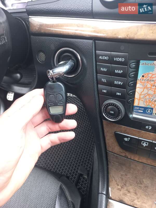 Седан Mercedes-Benz E-Class 2008 в Долине