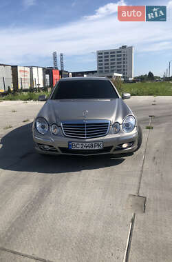 Седан Mercedes-Benz E-Class 2003 в Львові