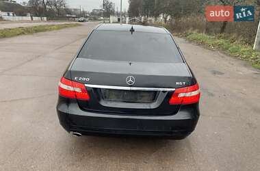 Седан Mercedes-Benz E-Class 2012 в Олевске