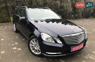 Універсал Mercedes-Benz E-Class 2012 в Самборі