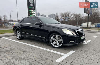 Седан Mercedes-Benz E-Class 2009 в Києві