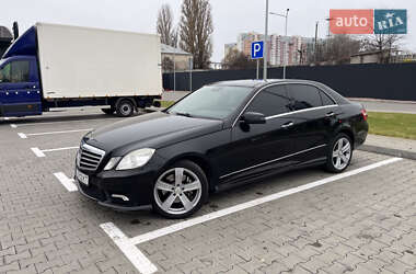 Седан Mercedes-Benz E-Class 2009 в Києві