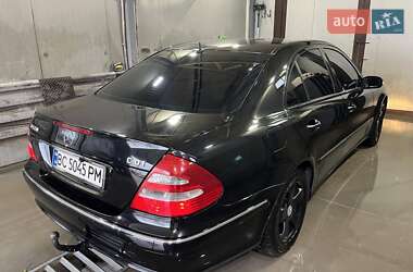 Седан Mercedes-Benz E-Class 2004 в Дублянах