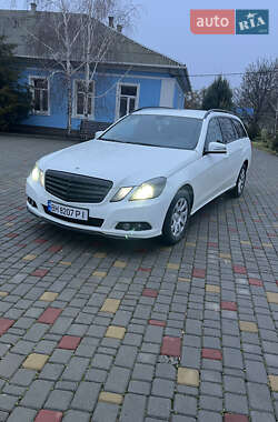 Mercedes-Benz E-Class 2010