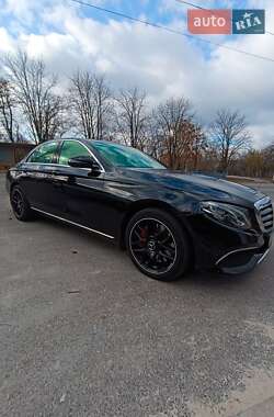 Седан Mercedes-Benz E-Class 2018 в 