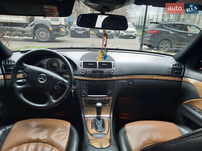 Универсал Mercedes-Benz E-Class 2009 в Киеве