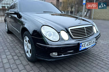 Седан Mercedes-Benz E-Class 2004 в Днепре