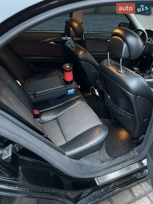 Седан Mercedes-Benz E-Class 2004 в Дніпрі фото 16 Седан Mercedes-Benz E-Class 2004 в Дніпрі