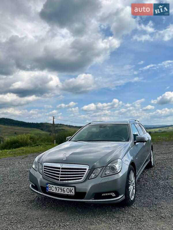 Універсал Mercedes-Benz E-Class 2010 в Самборі фото 5 Універсал Mercedes-Benz E-Class 2010 в Самборі