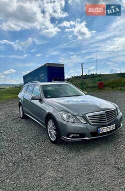 Універсал Mercedes-Benz E-Class 2010 в Самборі