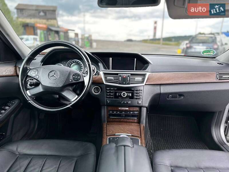 Універсал Mercedes-Benz E-Class 2010 в Самборі фото 17 Універсал Mercedes-Benz E-Class 2010 в Самборі