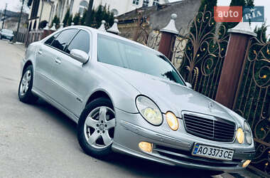 Седан Mercedes-Benz E-Class 2004 в Нижній Апші