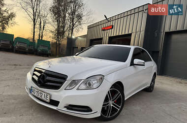 Седан Mercedes-Benz E-Class 2012 в Тячеві