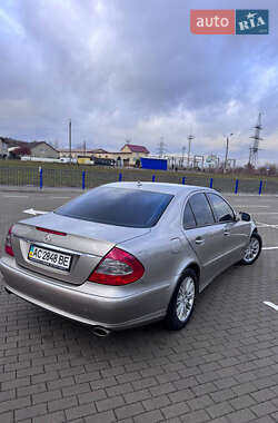 Седан Mercedes-Benz E-Class 2007 в Нововолинську