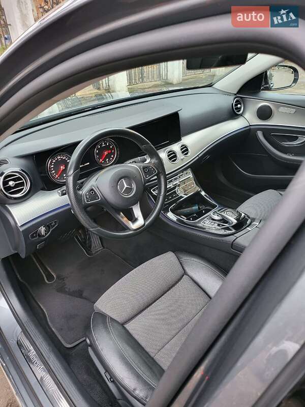 Седан Mercedes-Benz E-Class 2017 в Николаеве