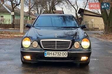 Седан Mercedes-Benz E-Class 2001 в Костопілі