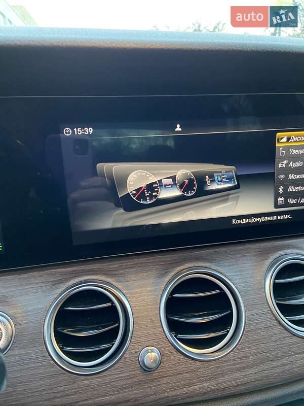 Седан Mercedes-Benz E-Class 2019 в Киеве