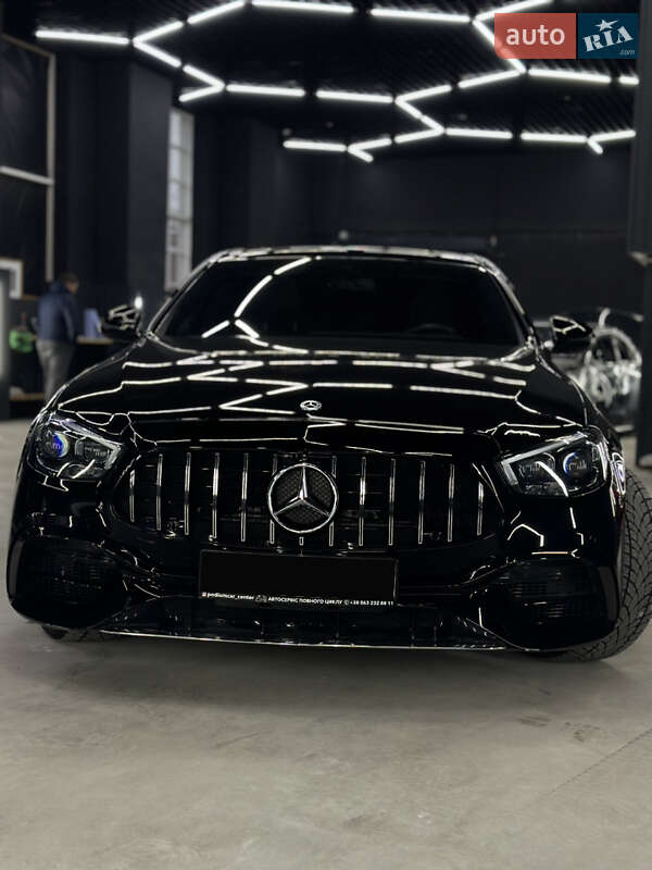 Седан Mercedes-Benz E-Class 2019 в 