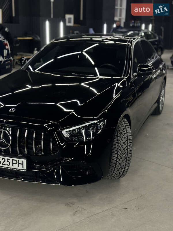 Седан Mercedes-Benz E-Class 2019 в Киеве