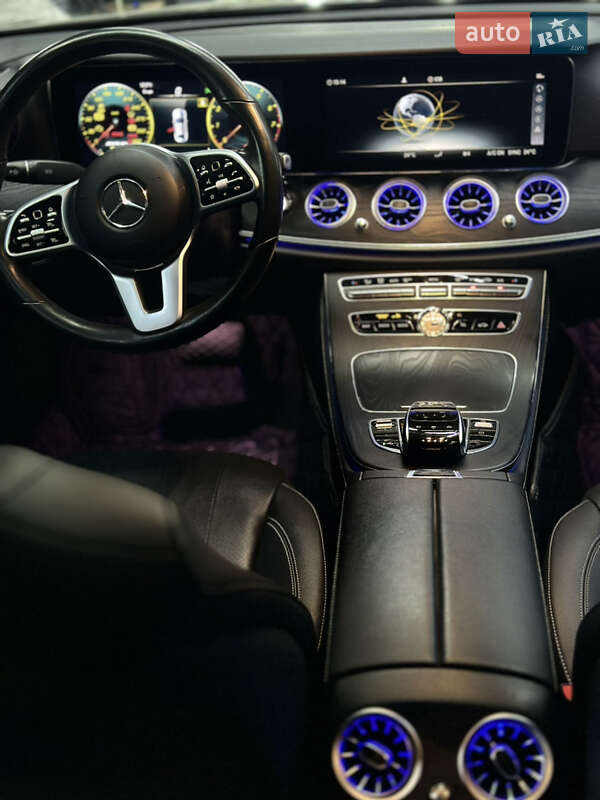 Седан Mercedes-Benz E-Class 2019 в Киеве
