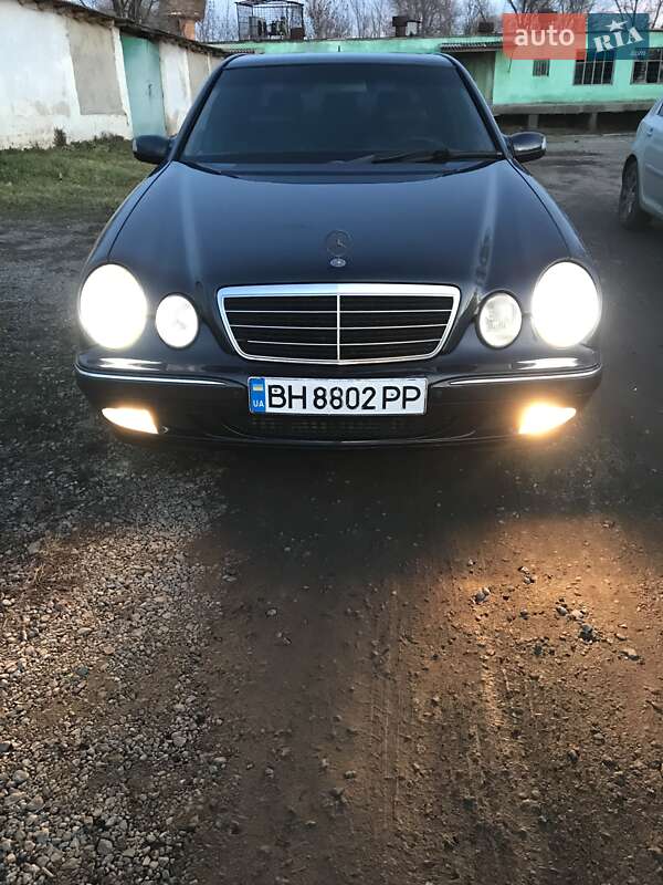 Седан Mercedes-Benz E-Class 2000 в Арцизові