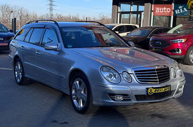 Універсал Mercedes-Benz E-Class 2006 в Чернівцях