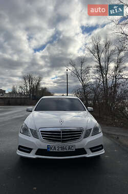 Mercedes-Benz E-Class 2011