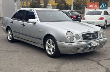 Седан Mercedes-Benz E-Class 1999 в Одесі