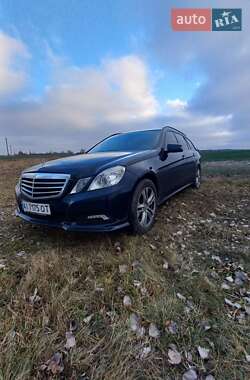 Універсал Mercedes-Benz E-Class 2011 в Житомирі