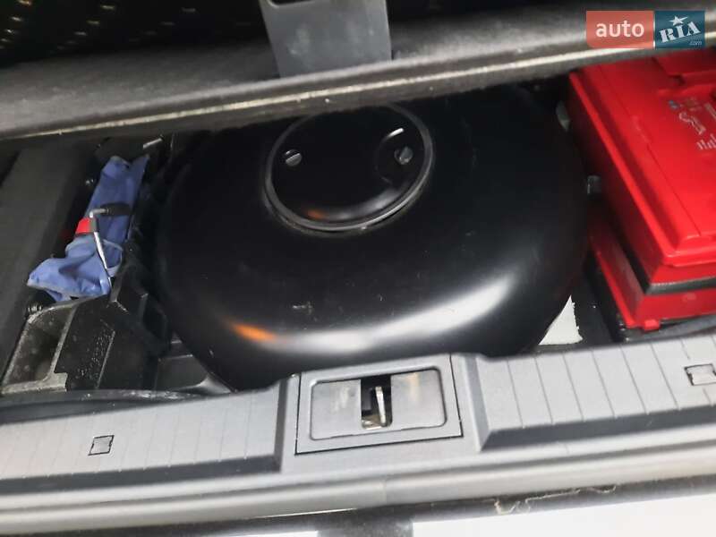 Седан Mercedes-Benz E-Class 2008 в Киеве фото 23 Седан Mercedes-Benz E-Class 2008 в Киеве