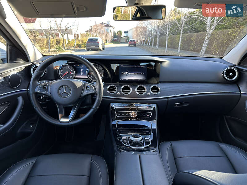 Седан Mercedes-Benz E-Class 2017 в Одесі