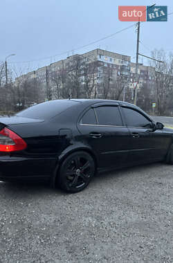 Седан Mercedes-Benz E-Class 2006 в 