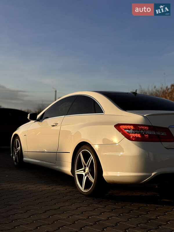 Купе Mercedes-Benz E-Class 2011 в Виннице фото 8 Купе Mercedes-Benz E-Class 2011 в Виннице