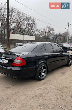 Седан Mercedes-Benz E-Class 2007 в Запорожье