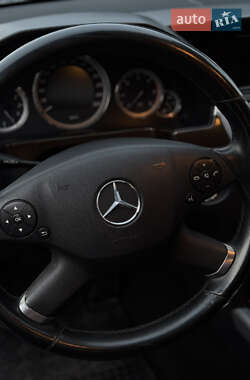 Седан Mercedes-Benz E-Class 2009 в 