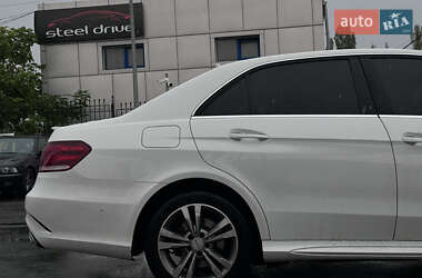 Седан Mercedes-Benz E-Class 2013 в Миколаєві