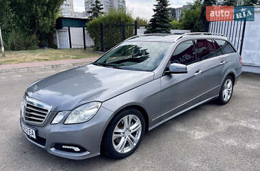 Універсал Mercedes-Benz E-Class 2011 в Києві