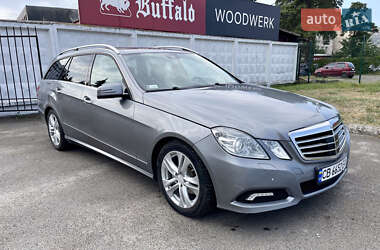 Mercedes-Benz E-Class 2011